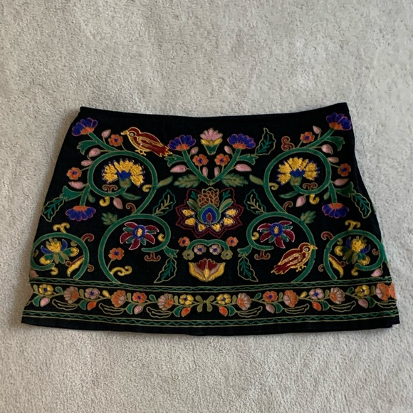 *🔥HP🔥* ZARA embroidered skirt, M - Picture 14 of 14